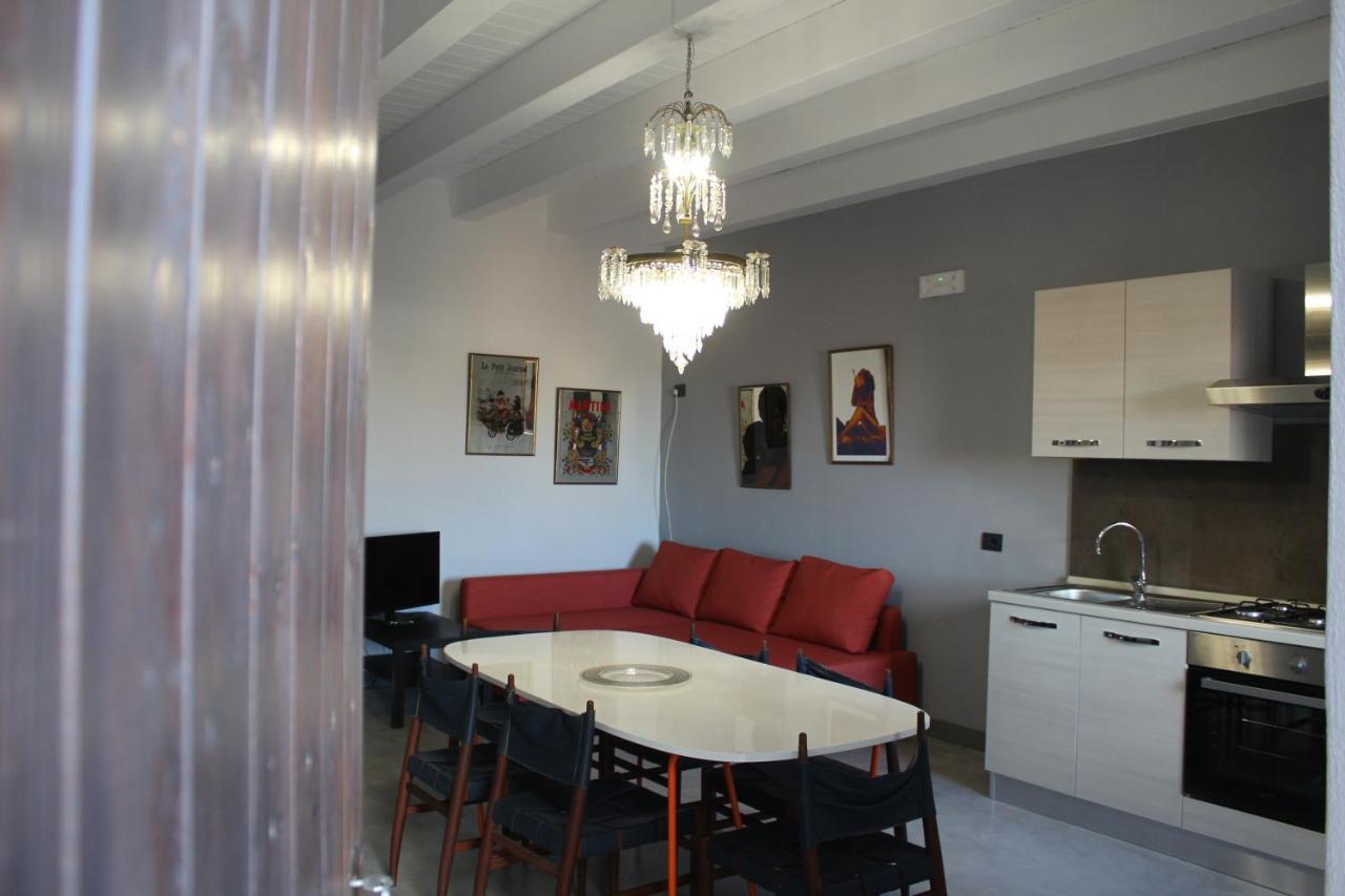 Palazzo Geremia - Le Dimore Dell'Antiquario Lejlighed Acireale Eksteriør billede