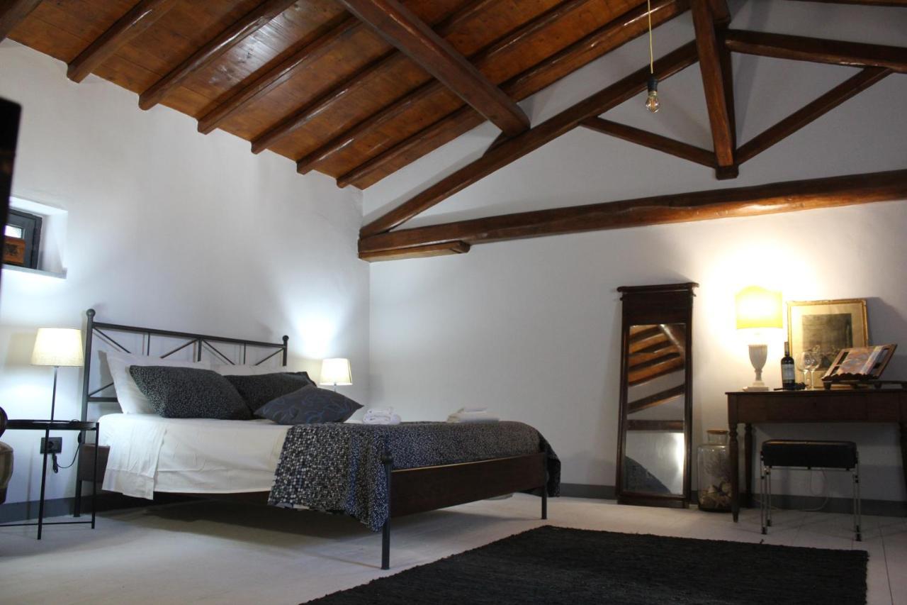 Palazzo Geremia - Le Dimore Dell'Antiquario Lejlighed Acireale Eksteriør billede